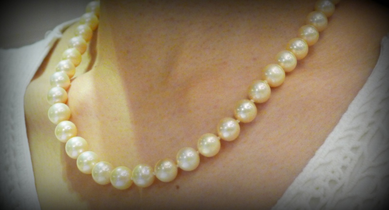 The Bid is On for the Palawan Saltwater Pearl Necklace - THE BRIGHT SPOT